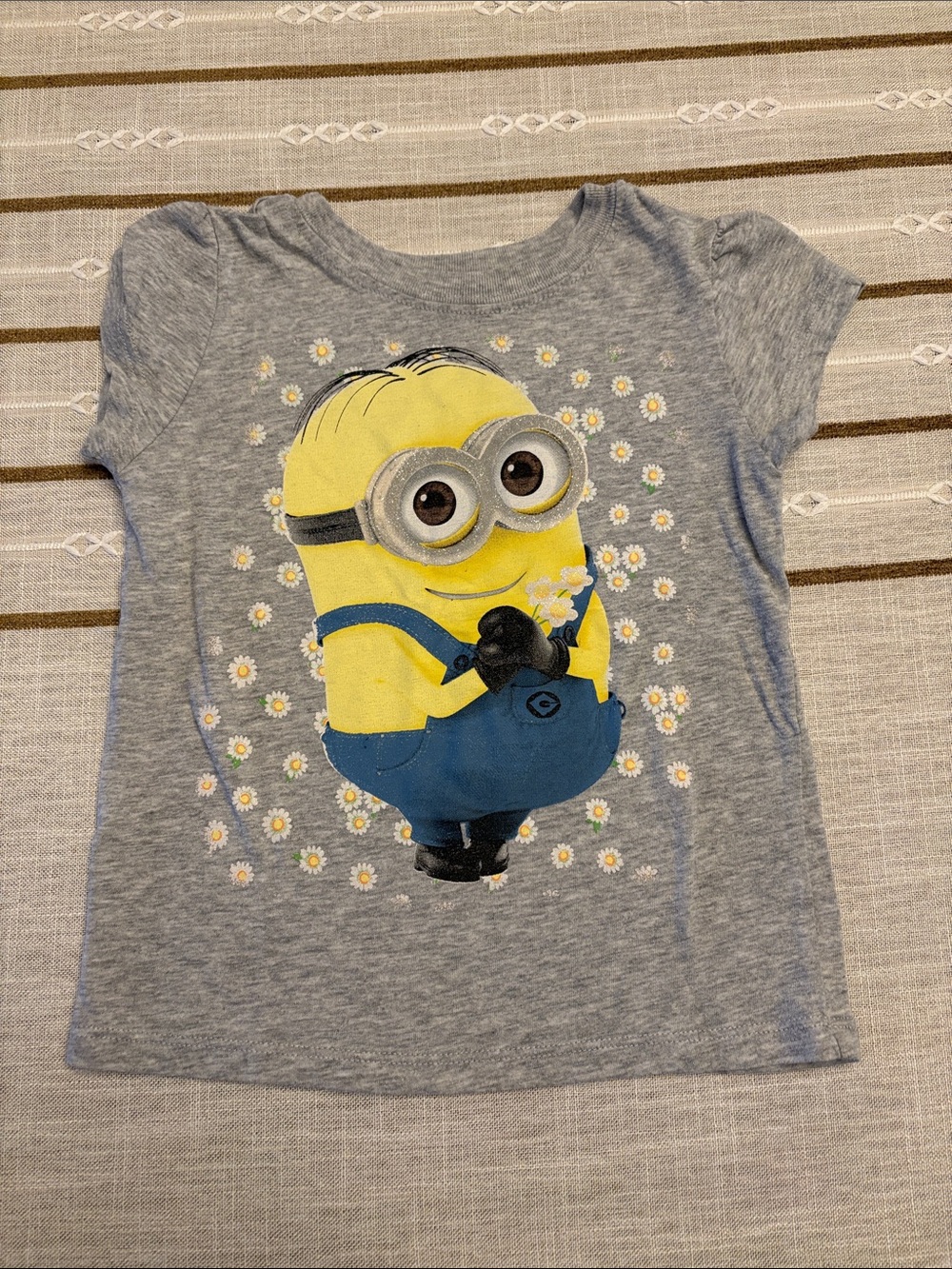 Girls' Grey Minion Graphic Tee